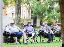 David Edwards, Jeananne Edwards, Rosemary Blakney and Wyman Blakney spent a relaxing evening at Tunes on Temple.